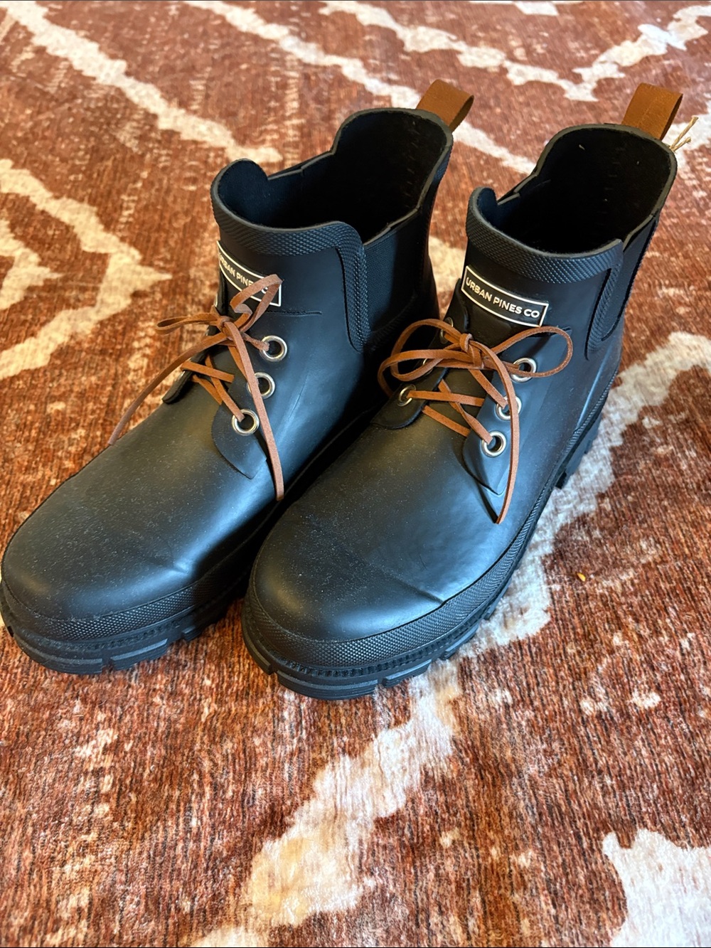 Women’s Black Waterproof Boots with Brown Laces